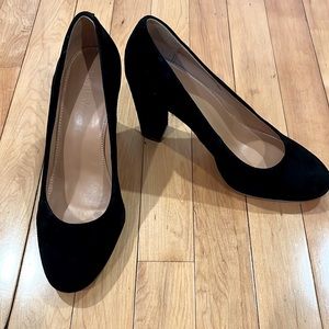 J. Crew Factory Olive suede pump, size 9, EUC